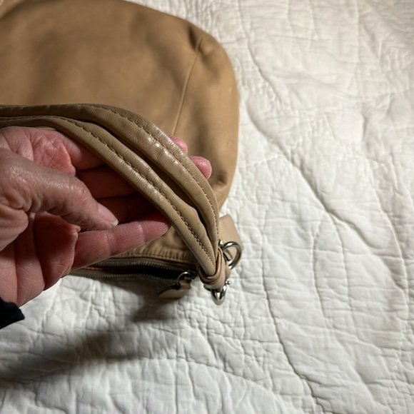 Coach Tan Shoulder Bag - Picture 4 of 9